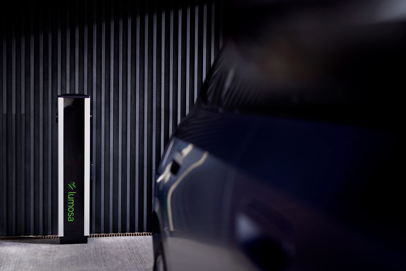 Lumosa EV charger for business charging