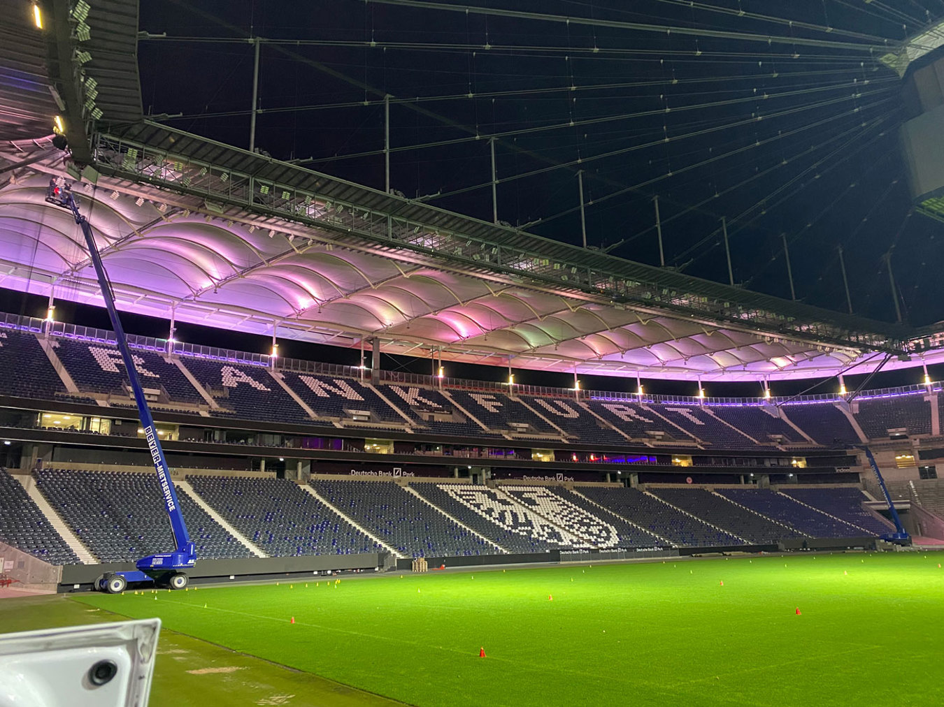 Stadion verlichting Deutsche Bank Park Frankfurt met Lumosa LED