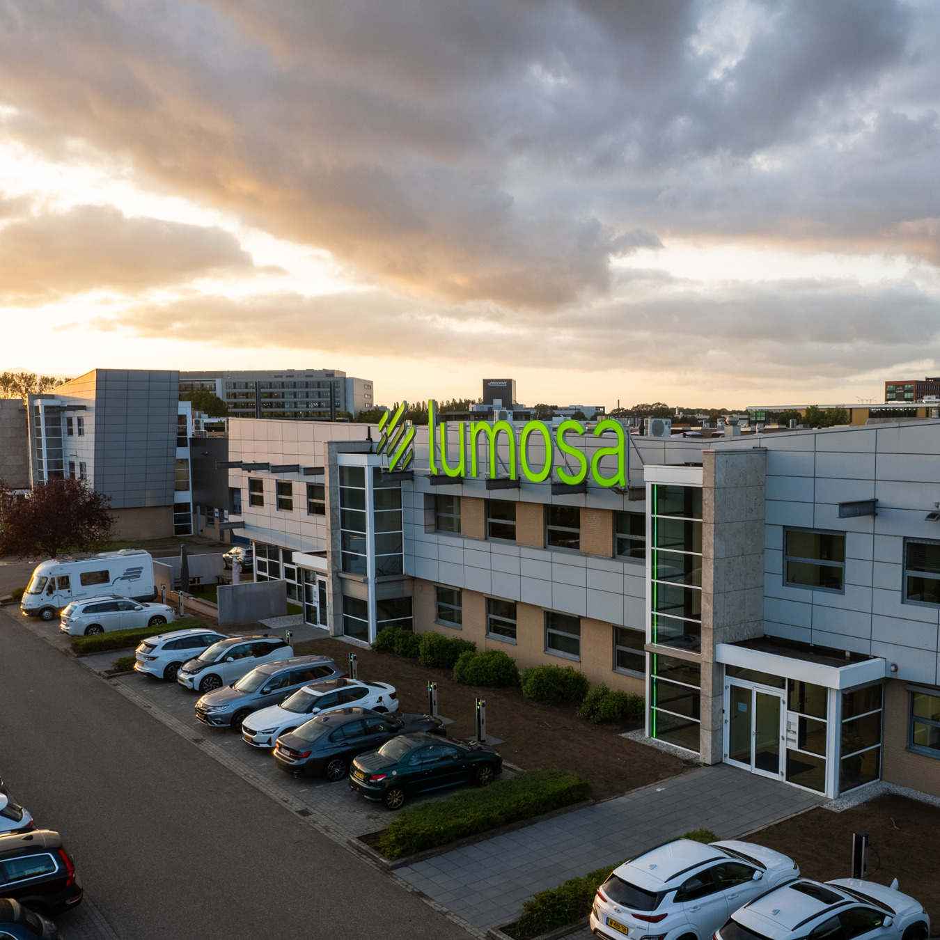 Lumosa_Office_SonenBreugel